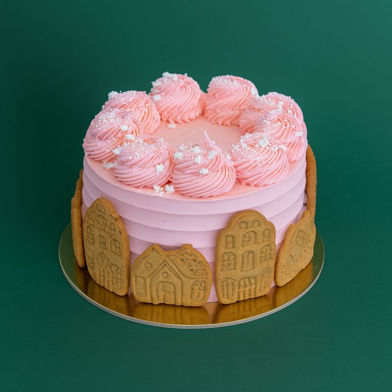 Gingerbread House Holiday Cake