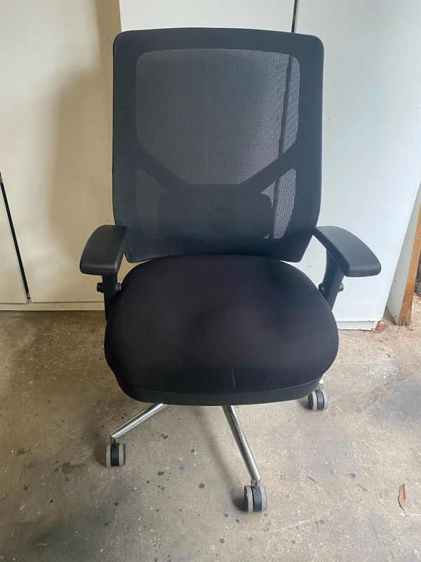 Mesh High Back Office Chair with Arms