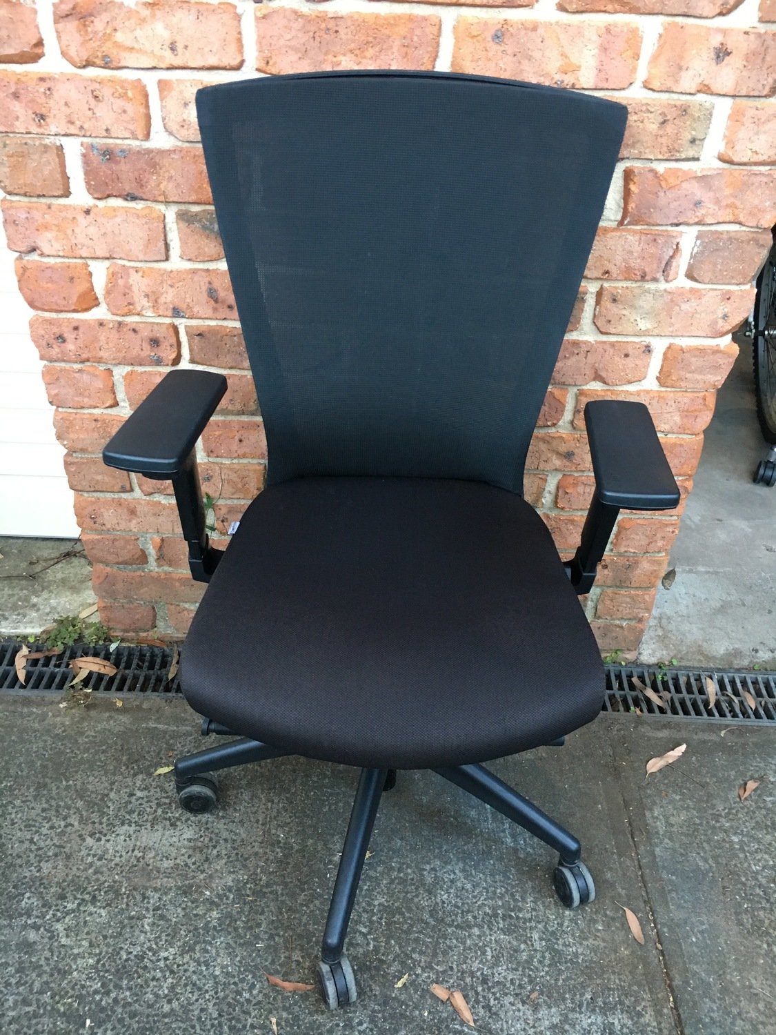 Bestuhl Radius Mesh Office Chairs