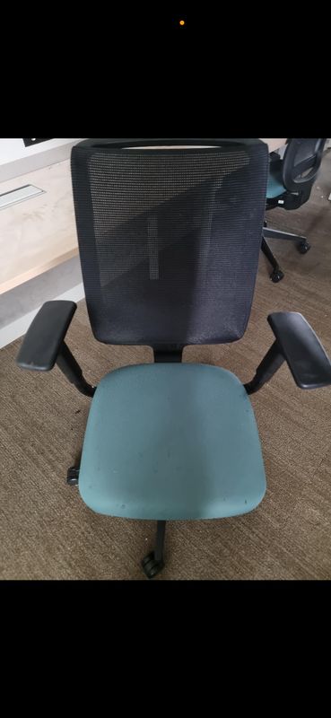 Steelcase Reply Chair