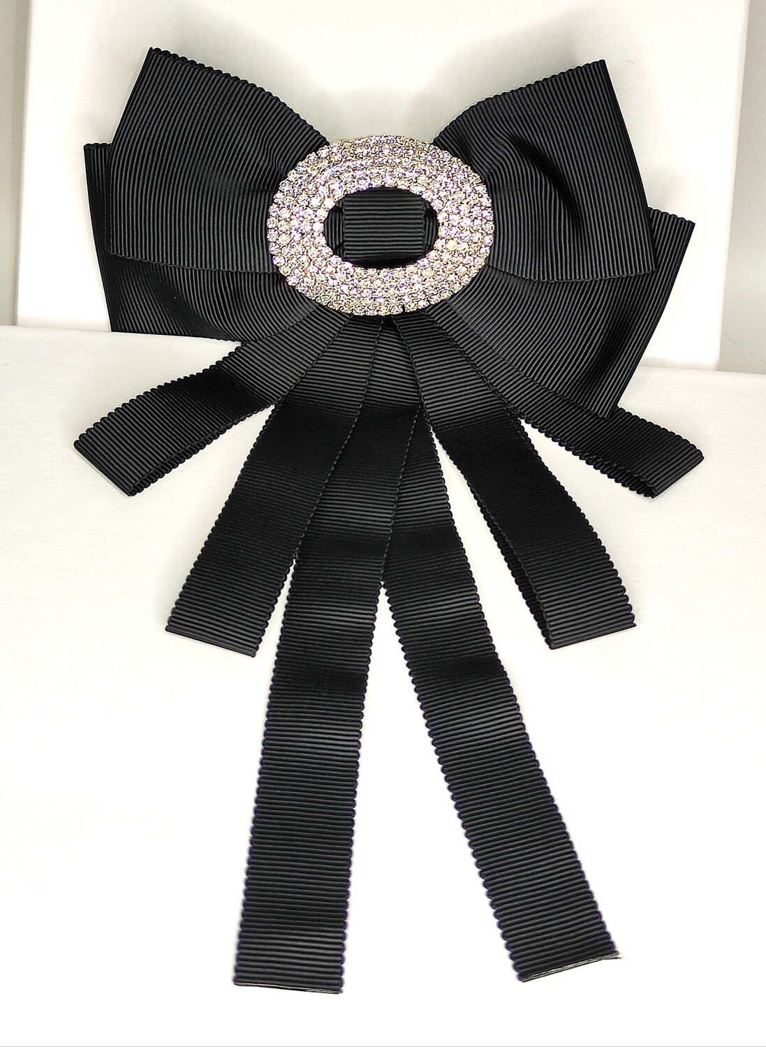 Vicky shirt brooch