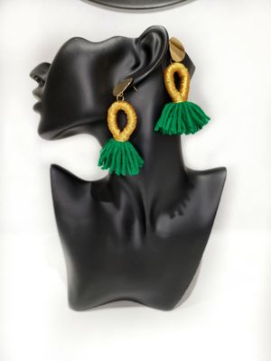 MAKUA yarn Earring