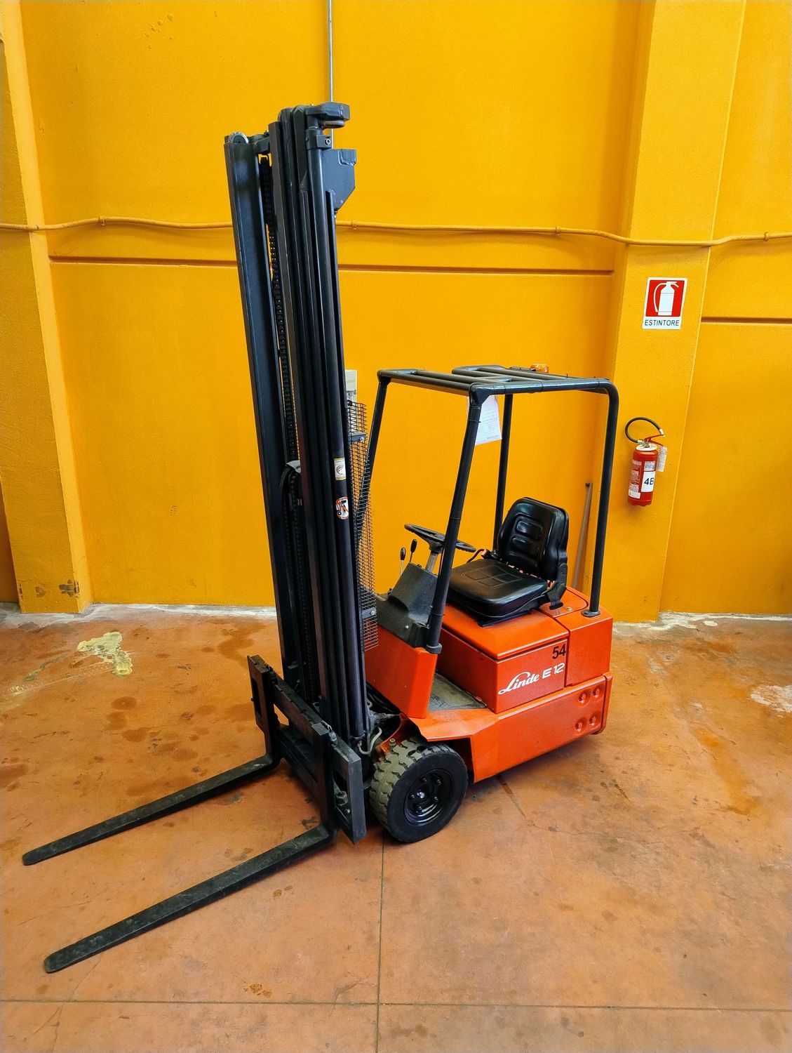 LINDE E12
