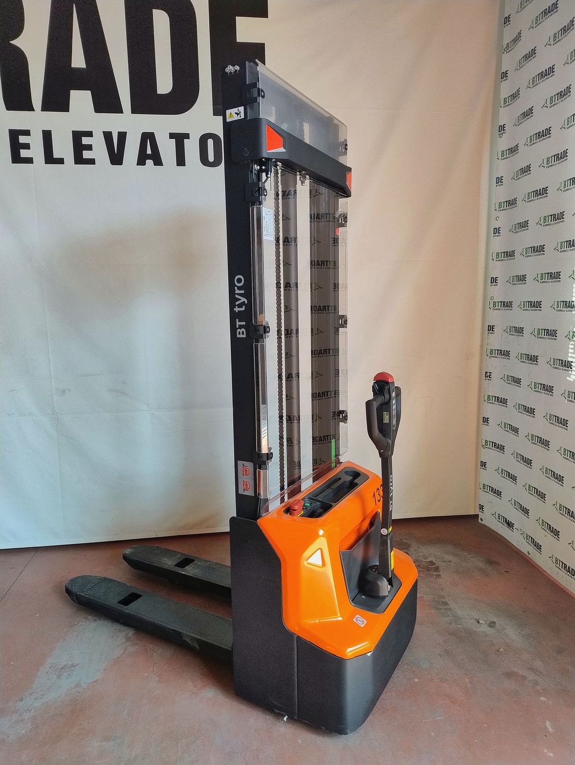 TRANSPALLET ELETTRICO SHE100