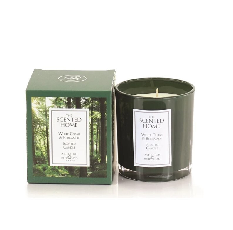 Ashleigh &amp; Burwood The Scented Home 
geurkaars White Cedar &amp; Bergamot