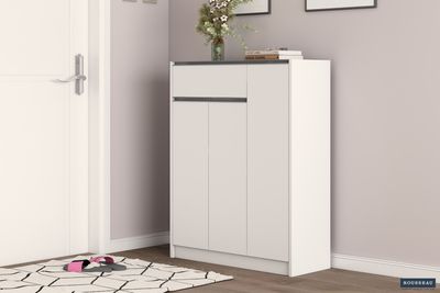 Opberging: Kapstokken, Keukenkasten, Spiegels, Schoenkasten, Commodes, Boekenkasten