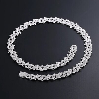 Micro pavé prong setting Vvs simulated "Thorn link" chain