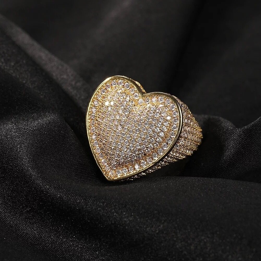 Micro pavé prong setting Vvs simulated "heart" ring
