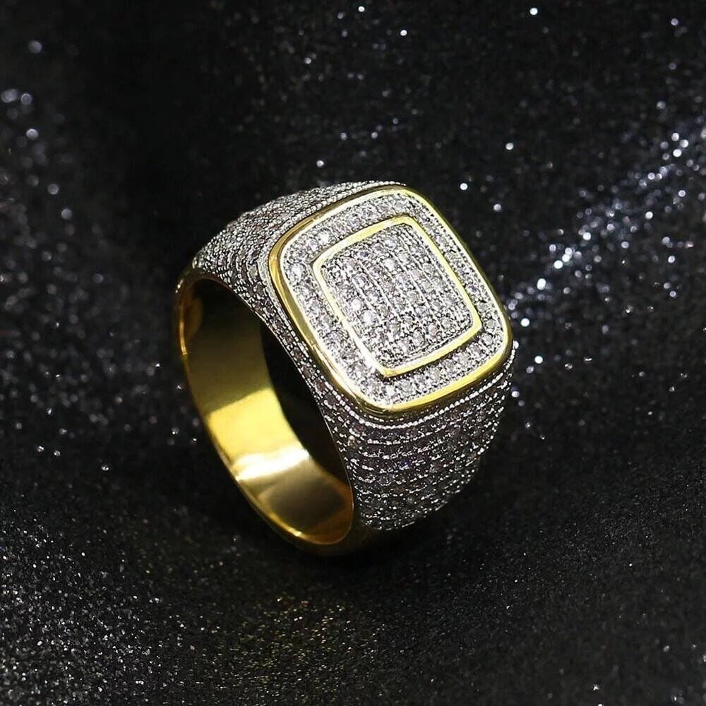 Micro pavé prong setting Vvs simulated "round square" ring