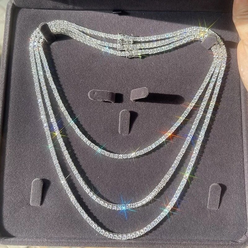 Prong setting Vvs simulated "Tennis" chain