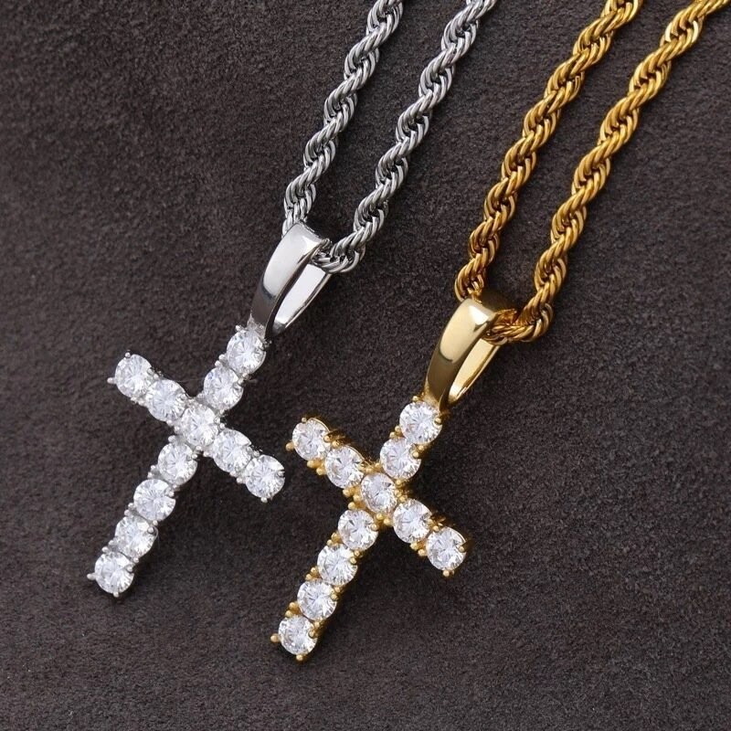 Prong setting Vvs simulated "Cross" pendant(and chain)