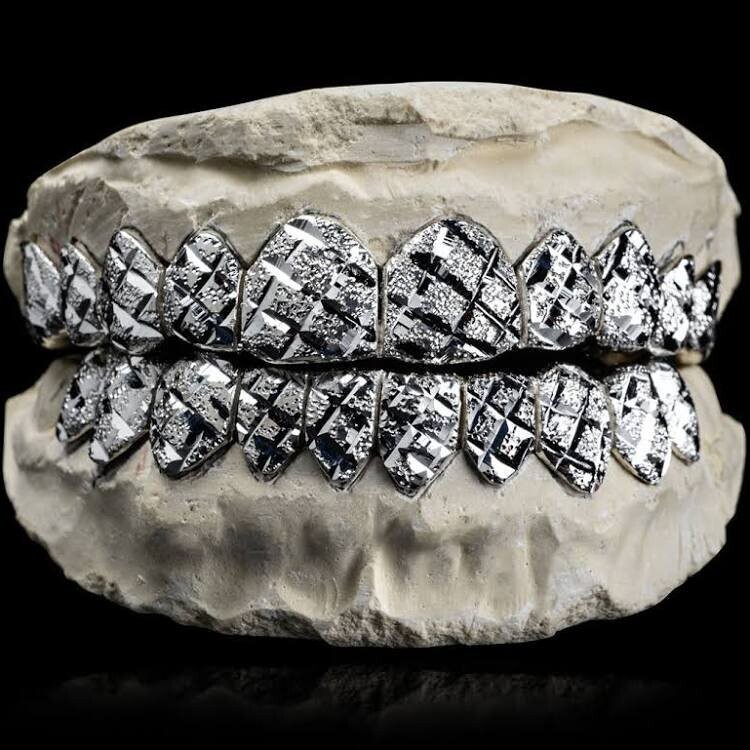 10k white gold 6 count "Diamond dust/Diamond cut" grillz