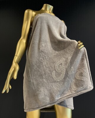 The Pearly Wrap & hair turban set