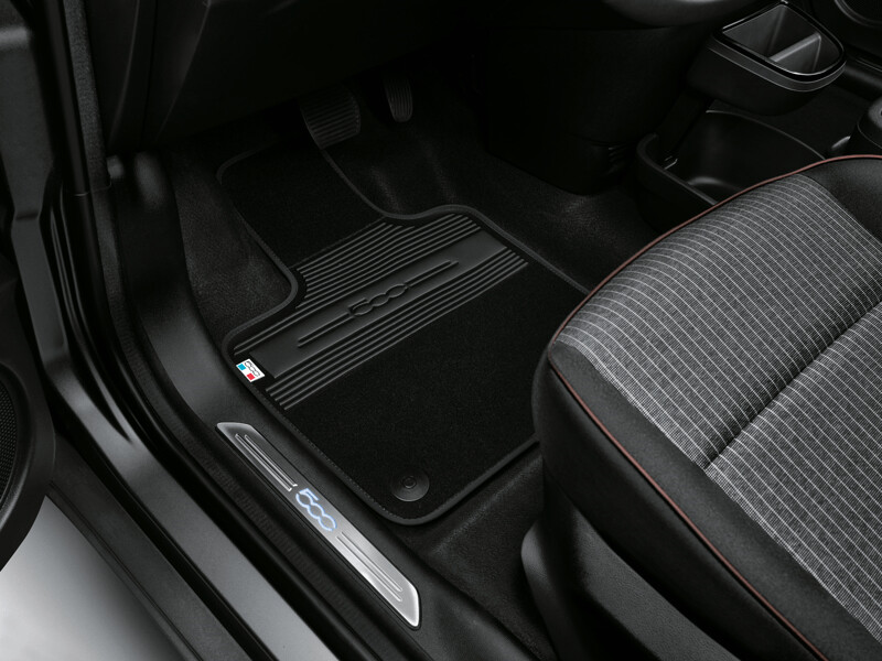 Instaplijsten verlicht 500E origineel Fiat