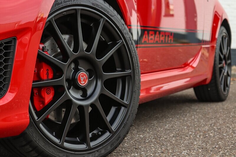 17 inch Supersport velgen set Nero origineel Abarth