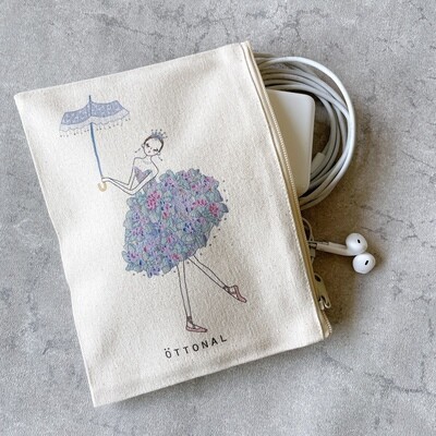 Hydrengea Ballerina Flat Cotton Pouch