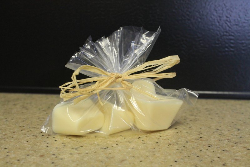 4 oz. Tarts (wax melts)- Blueberry cobbler