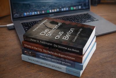 Bücher, Seminarmaterialien und Zubehör
