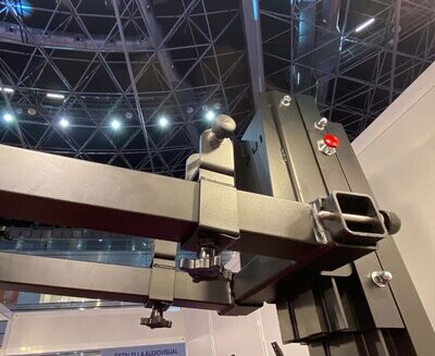 Adaptadores para elevar trusses con torres ULK con horquillas de 60 mm Ref. ULK-A10