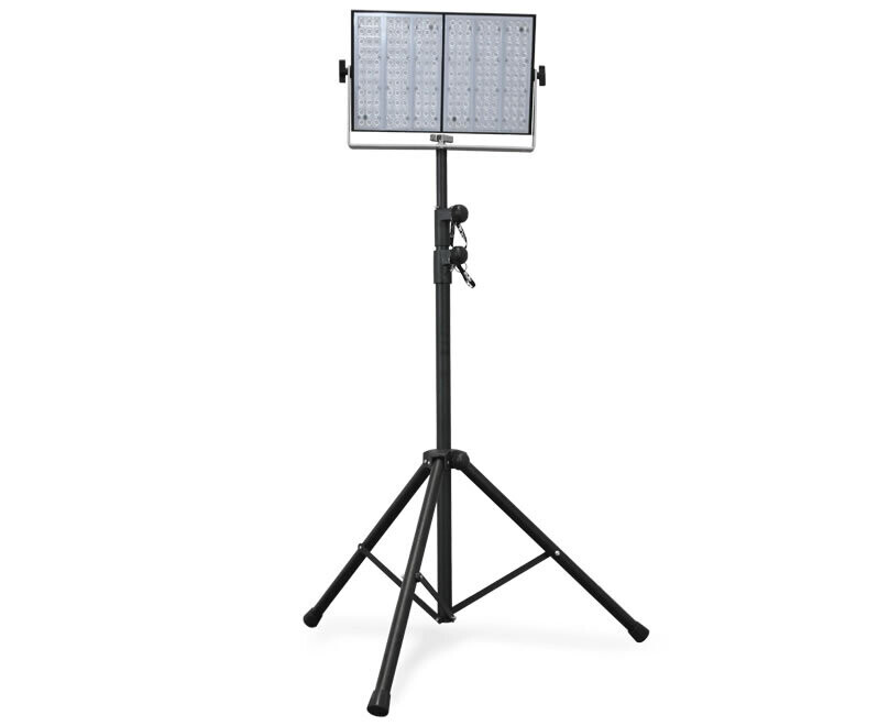 Torre de iluminación para hasta 8 focos. Elevación manual Ref. TF-08 Torre de iluminación para hasta 8 focos. Elevación manual Ref. TF-08