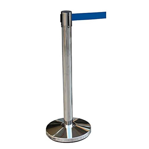 Poste separador de acero con cinta azul de 2 metros y freno en la cinta Poste separador de acero con cinta azul de 2 metros y freno en la cinta