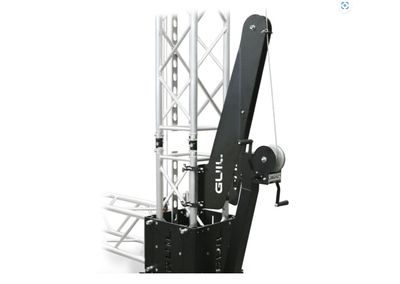 Adaptador para la elevación (montaje) de las torres modulares TMD-600/7, TMD-600/8 y TMD-900/8