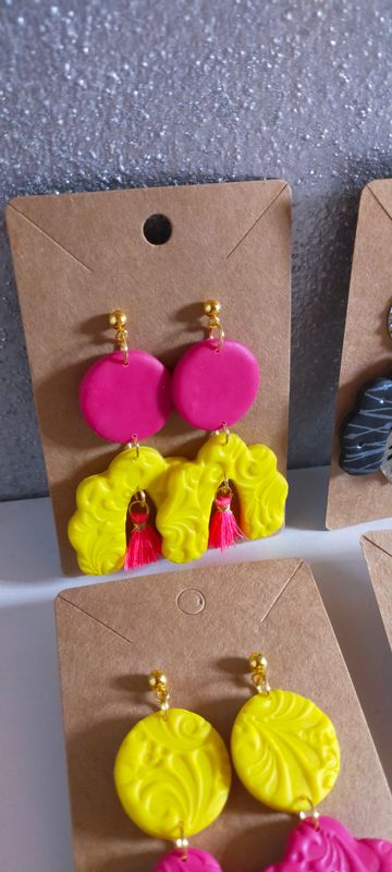 Orecchini arco giallo e rosa