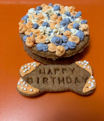 Rocky&#39;s Cookie Cake Creations