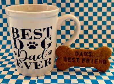&quot;PAWS &amp; SIPS&quot; WOOF-WORTHY GIFTS