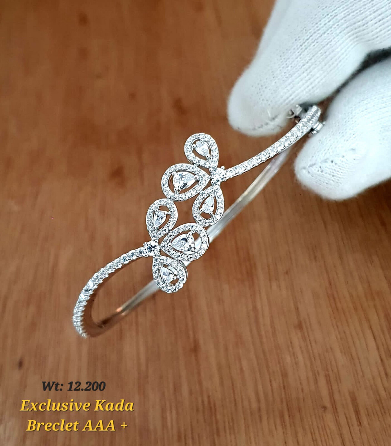 EXCLUSIVE KADA BRACELET AAA