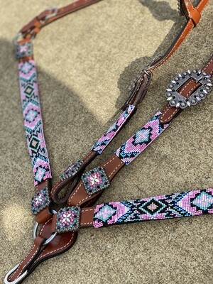 Light pink beads (headstall, breastcollar and wither strap)
