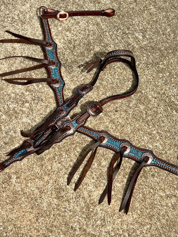 Crazy Horse Gator and Tassels