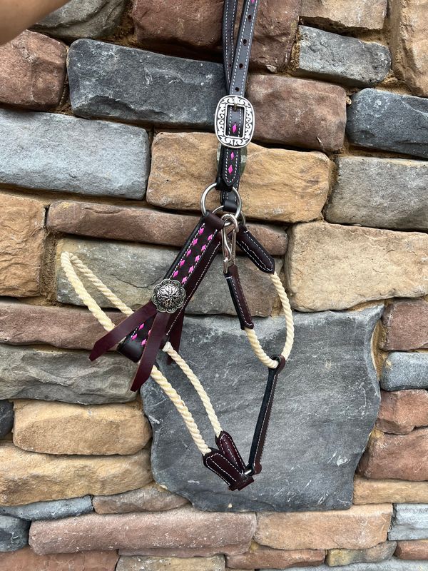 Crazy Horse Classic PINK Buck Stitch rope halter