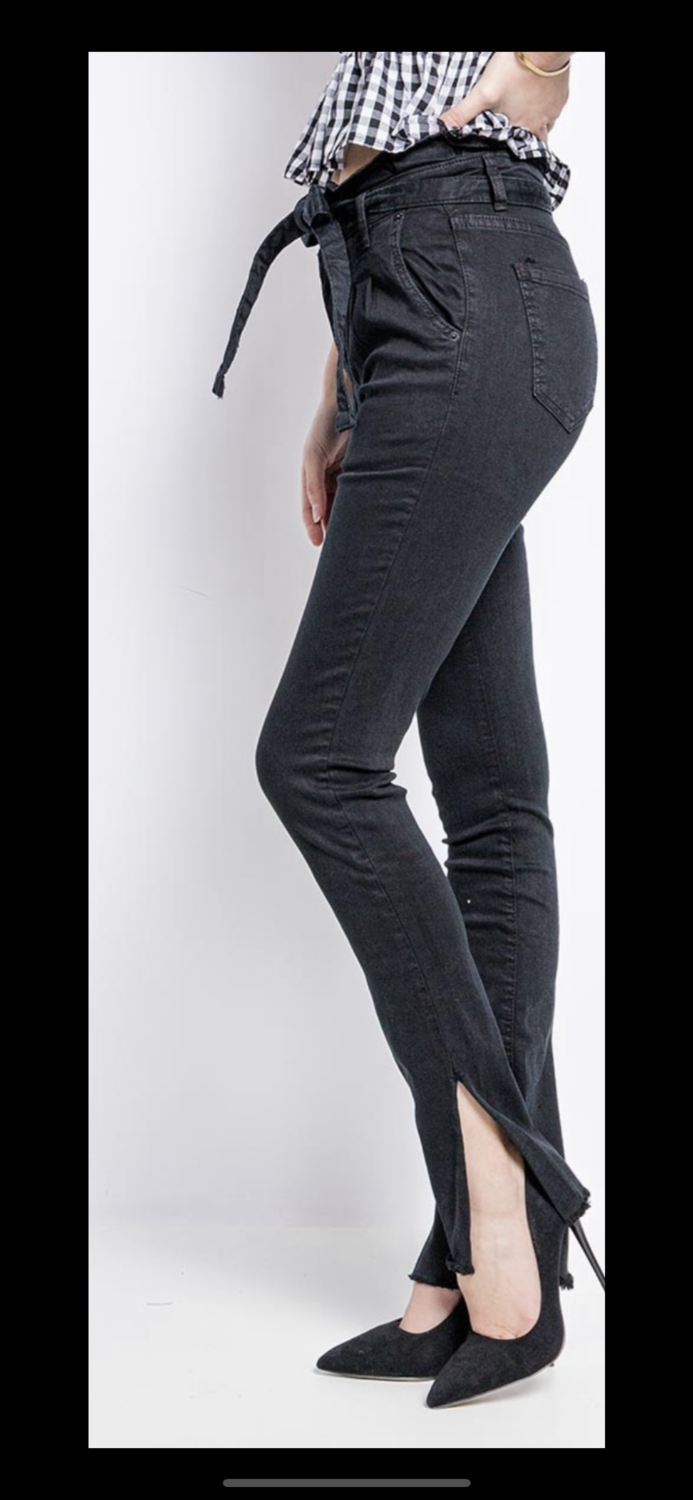 Jeans ouvert en bas