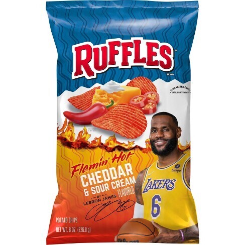 RUFFLES CHEDDAR &amp; SOUR CREAM FLAMIT HOT 226 GR.