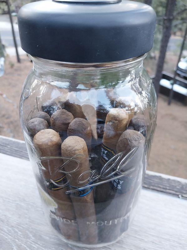 Cigar Lover! Mason Jar Cigar Humidor 64 oz. Mason Jar with Digital Hygrometer