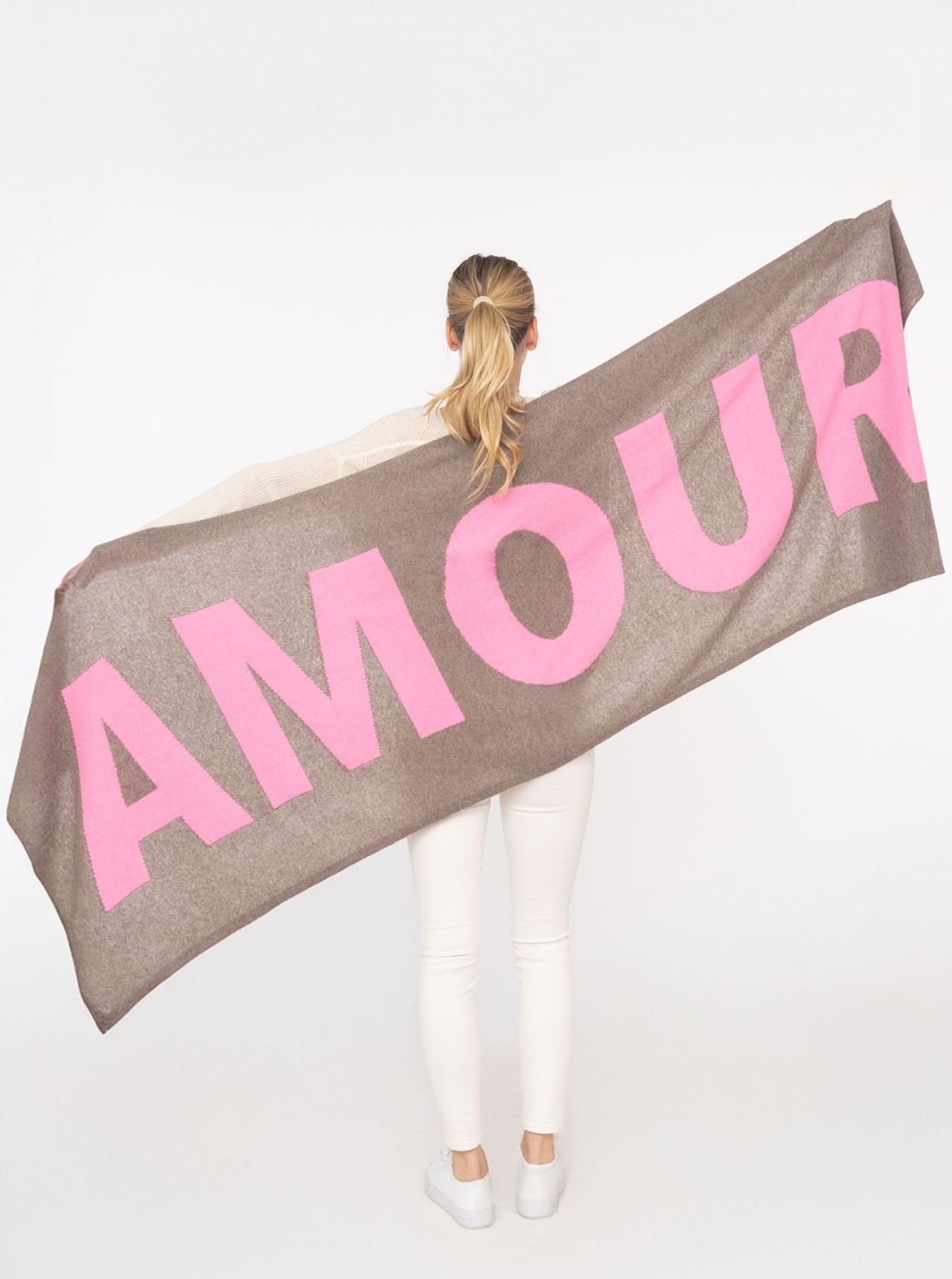 ? Zwillingsherz Schal AMOUR 100% Cashmere taupe ? Zwillingsherz Schal AMOUR 100% Cashmere taupe