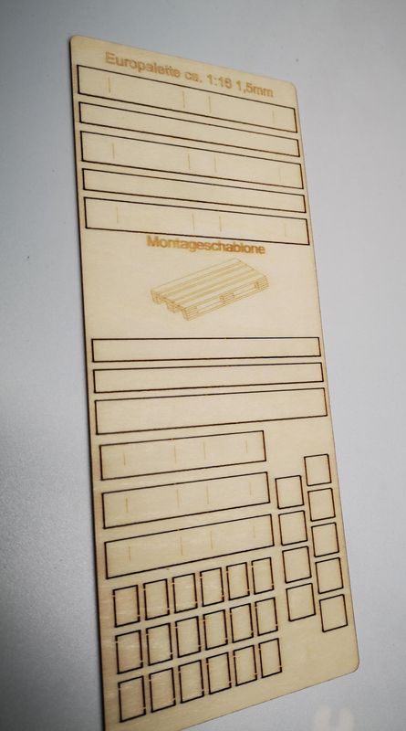 Palette im Maßstab 1:16