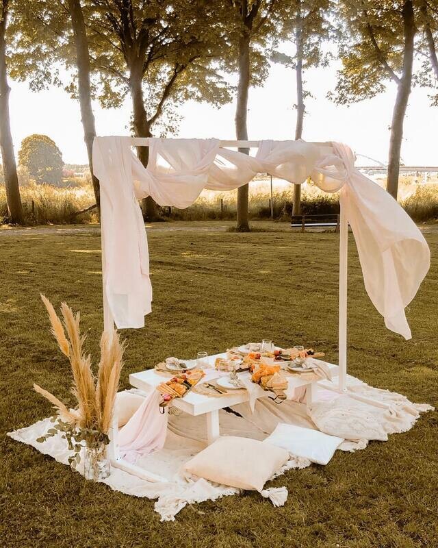 Hightea                         v.a