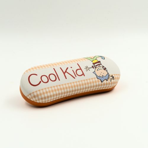 Brillenetui für Kinderbrille Cool Kid Brillenetui für Kinderbrille, geschlossen, Unterseite orange, Oberseite orange-weißes Karo-Muster, Aufschrift und Motiv