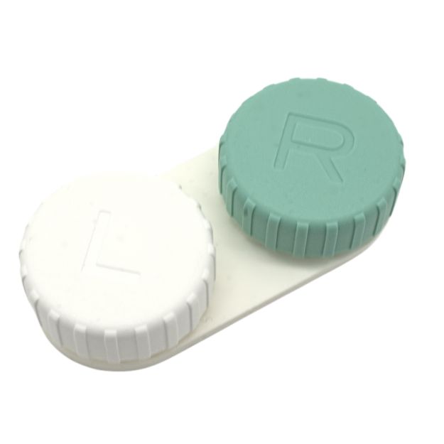 Kontaktlinsenbehälter mint-weißer Deckel, leichte Oberansicht, verschlossen