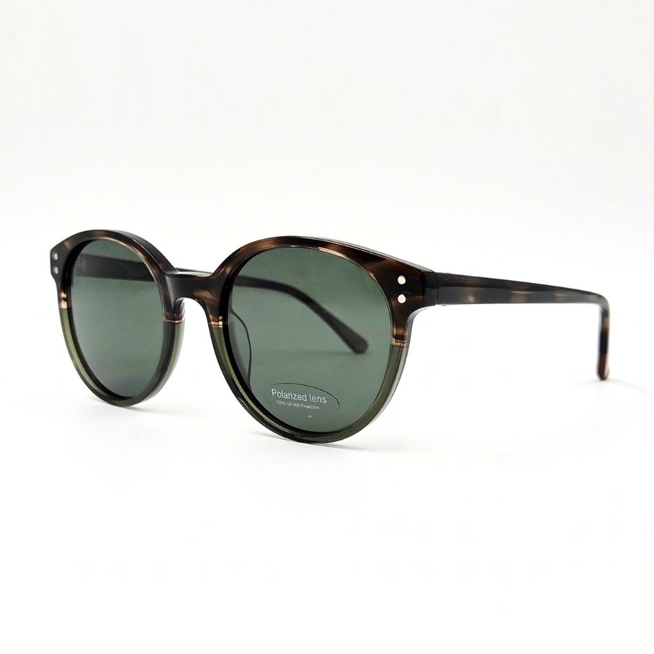 Sonnenbrille - Havana Round Classic, 7042-102 Runde Sonnenbrille im Havana-Design mit braun gemustertem Rahmen und dunklen, leichtgrünen Gläsern – schräge Seitenansicht