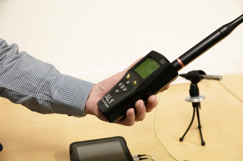 Check acoustique professionnel pour une acoustique optimale de la pièce