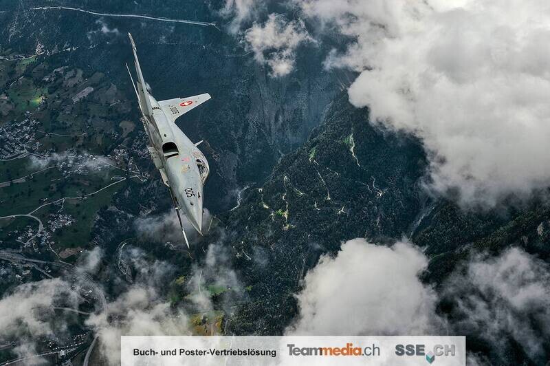 Swiss Tiger Parallel Flight, Tagaufnahme