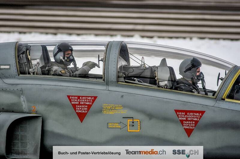 Swiss Tiger Parallel Flight, Tagaufnahme