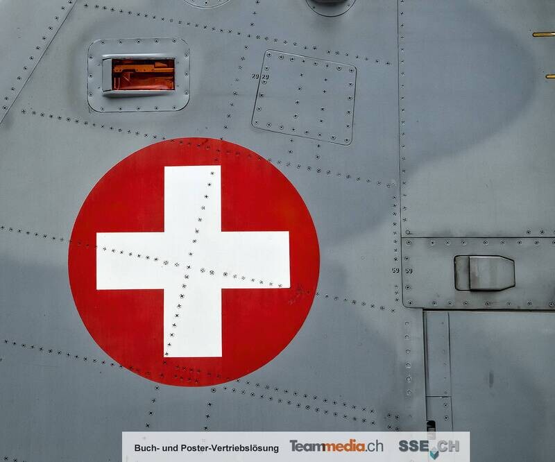 Swiss Tiger Parallel Flight, Hangar