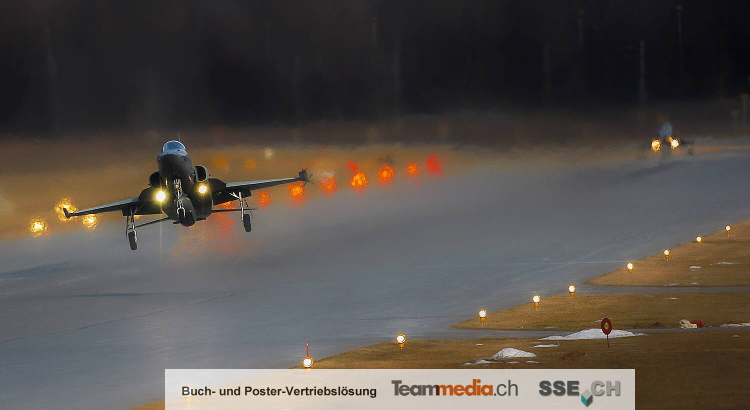 Swiss Tiger Parallel Flight, Nachtaufnahme