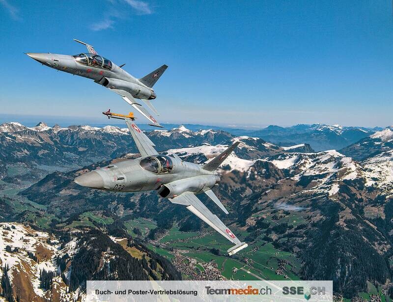 Swiss Tiger Parallel Flight