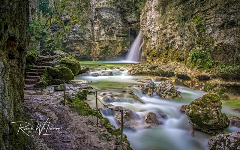 Wasserspiel, Tine de conflens, Sarraz (VD)