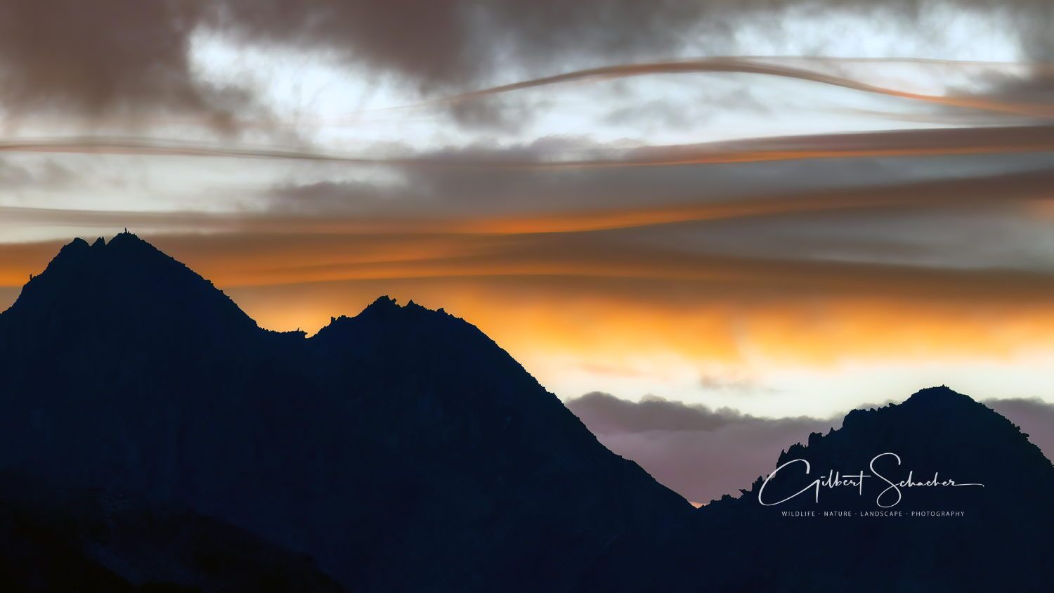 Sonnenaufgang über das Gotthardmassiv (UR)